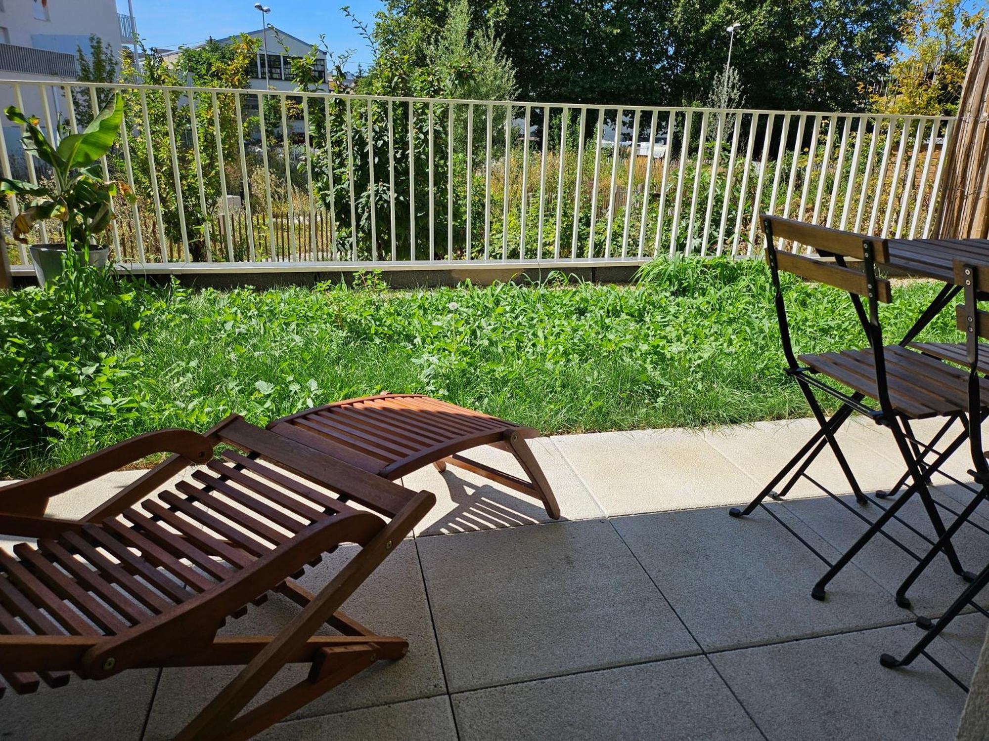 Appartement, Terrasse, Jardin, Parking Au Bord De Paris Noisy-le-Sec Exteriör bild